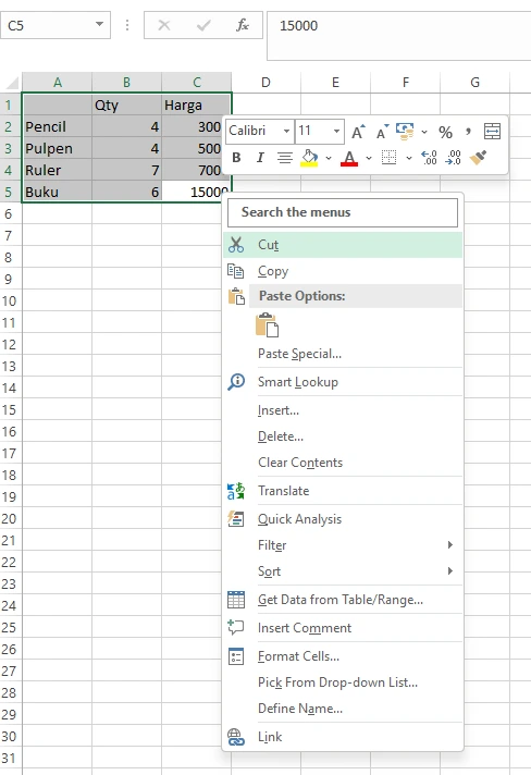 Memindahkan sel dengan Cut pada rentang A1:C5 di Excel