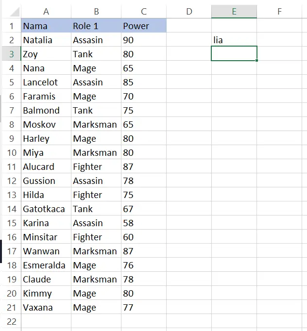 Hasil fungsi RIGHT mengambil tiga karakter terakhir di Excel