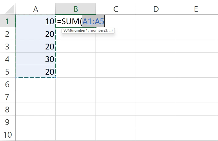 Memasukkan range sel ke dalam rumus SUM di Excel