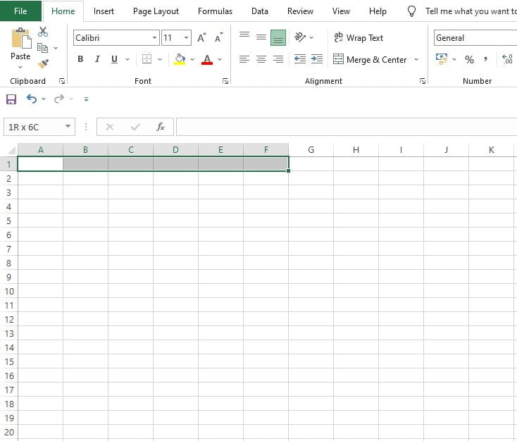 Memilih sel A1 hingga F1 untuk mengganti warna di Excel