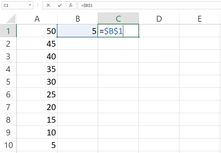Mengetik rumus dengan tanda dolar untuk referensi absolute di Excel