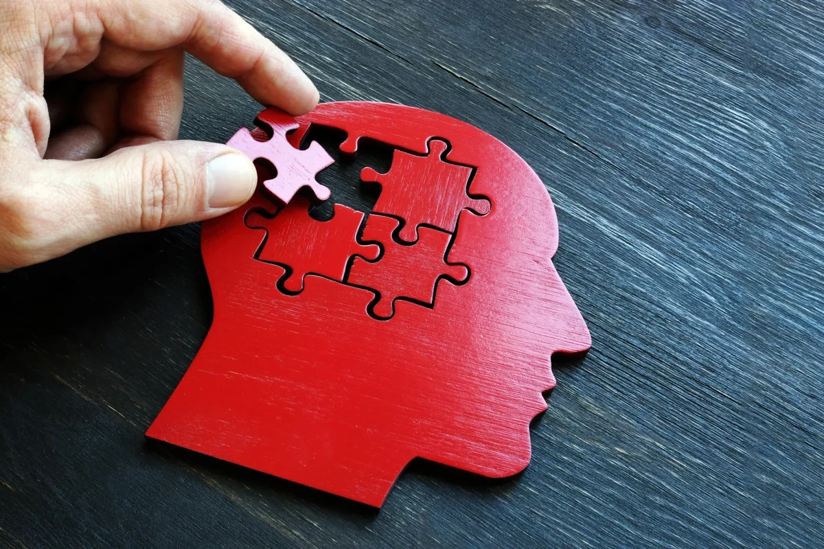 Aktivitas mental seumur hidup dikaitkan dengan risiko Alzheimer lebih rendah dan penurunan kognitif yang lebih lambat.